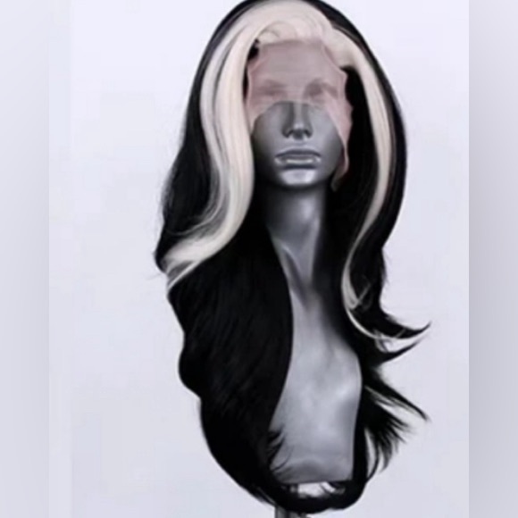 ✨22” BLACK & WHITE SKUNK STRIPE BODY WAVYLACE FRONT WIG💫 NEW